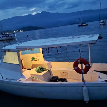 Hotel Pernoite A Bordo Parati Esterno foto